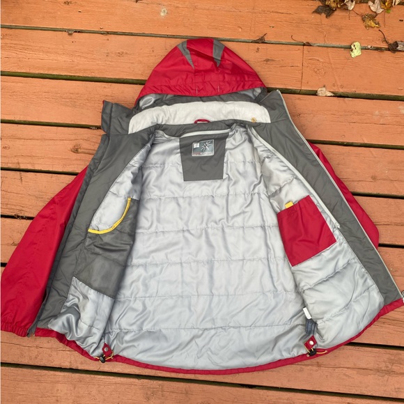 Red men’s winter coat - Picture 6 of 8